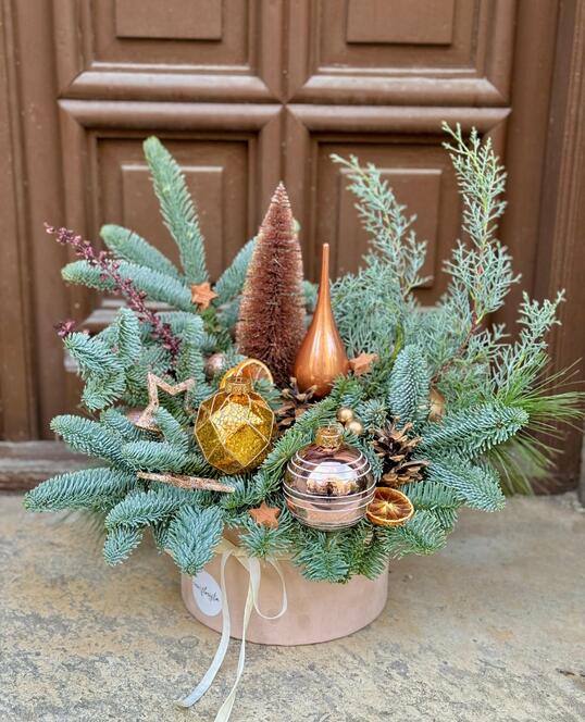 Aranjament de Craciun cu Brad Natural - Golden Brown